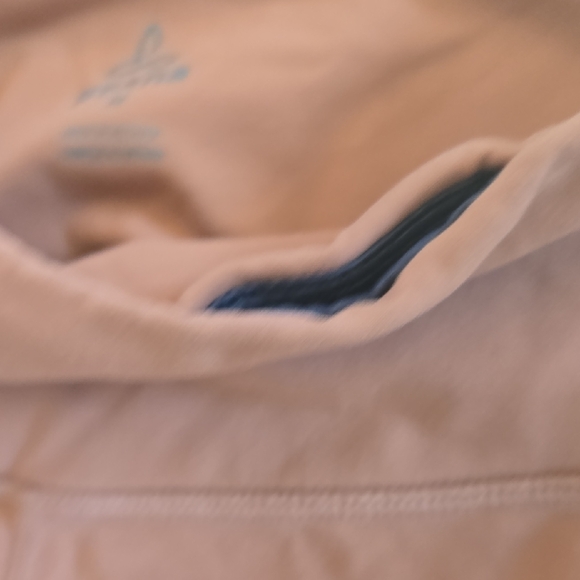 Prana Peach Activewear - Picture 9 of 13